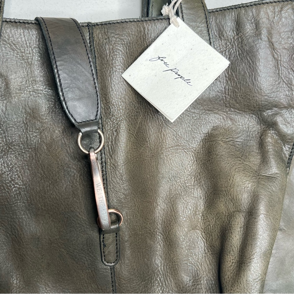 NWT Free People We the Free Echo Tote in Olive Green Leather - Picture 3 of 7
